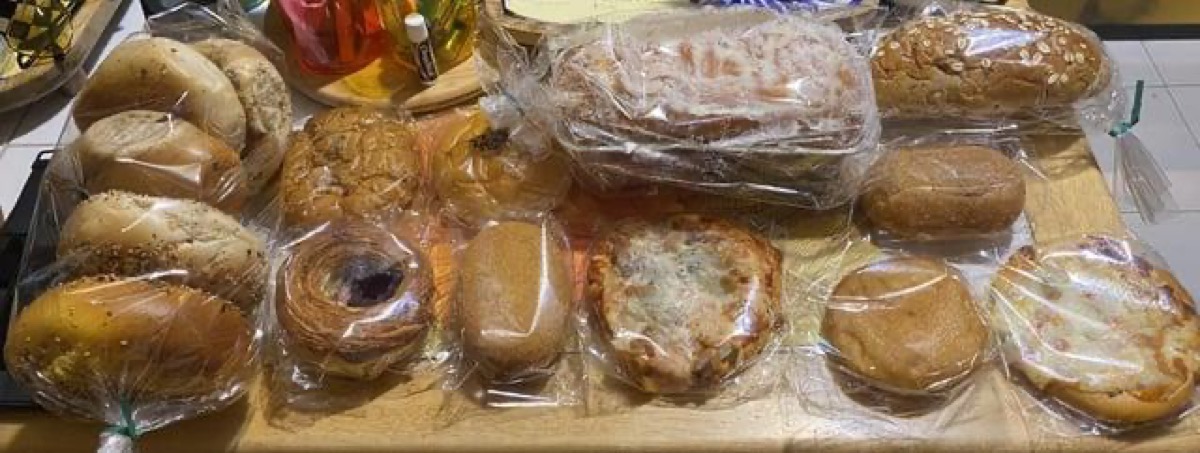 Bread & Bagels haul photo at Donut Craft